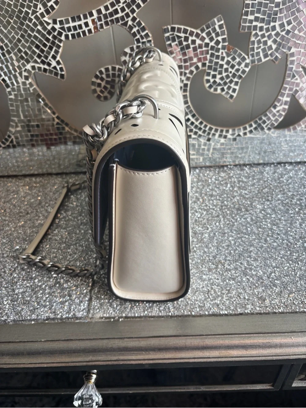🌟Tory Burch Fleming White Perforated Leather Shoulder Bag with Chain Straps